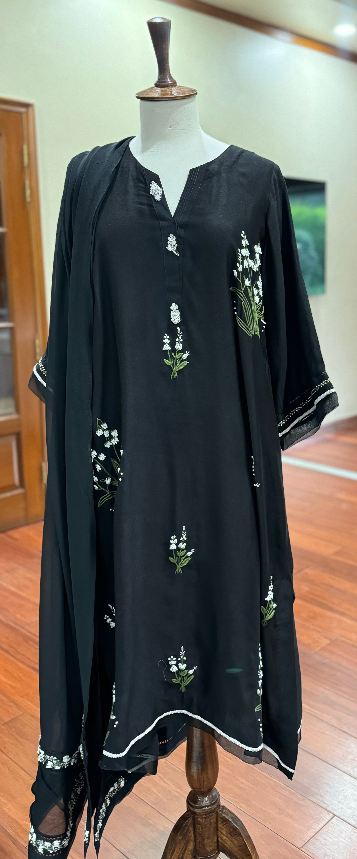 Motiya Kurta - Long (P-CS-09)