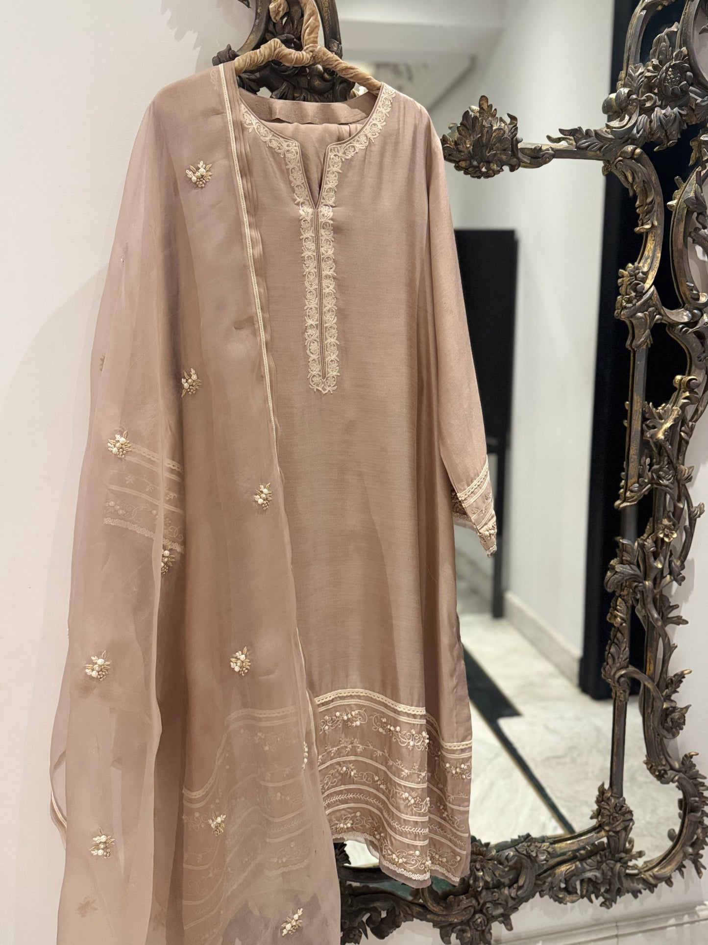 Rose Jour Kurta
