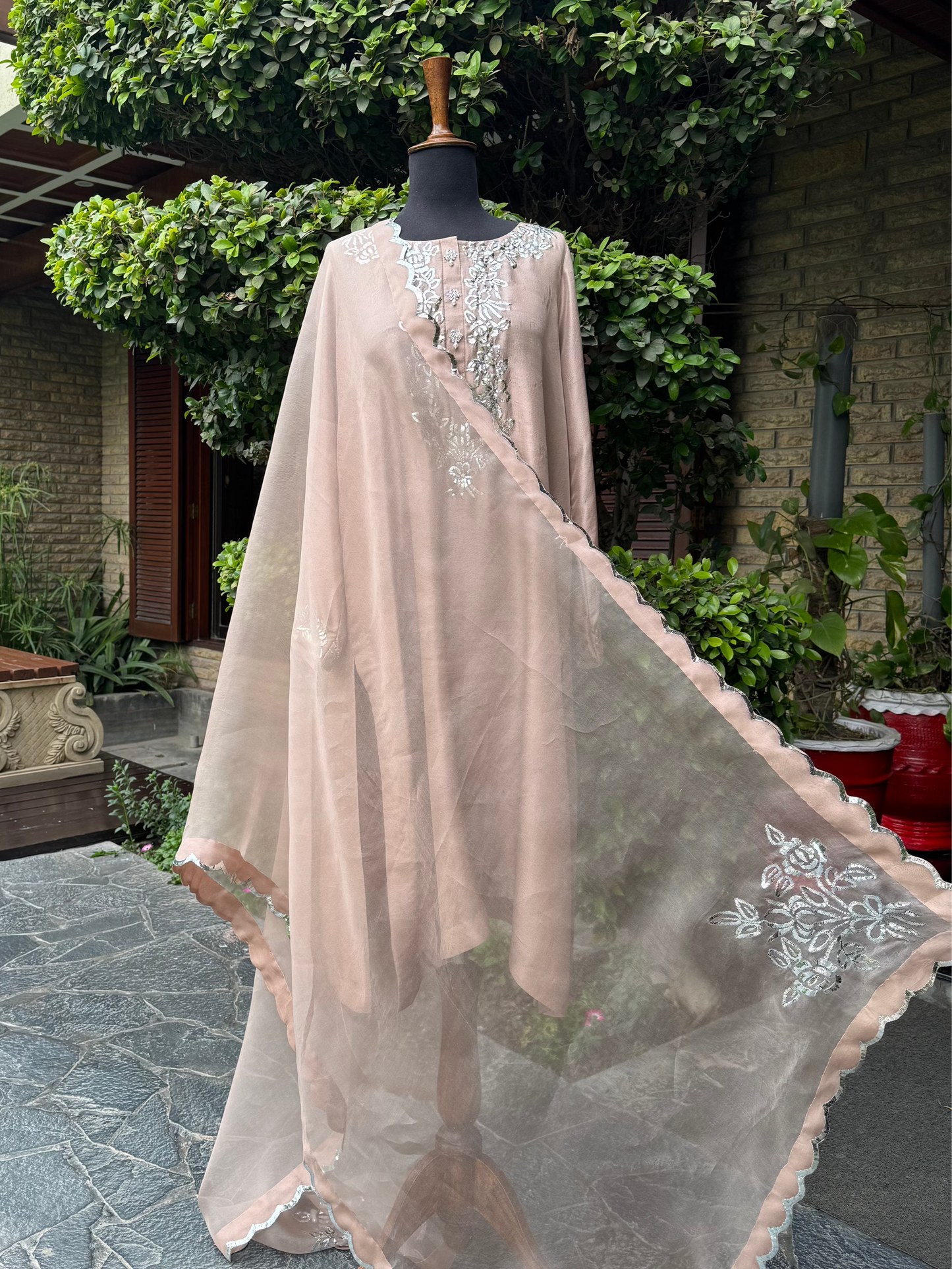 Bow Bouquet Mukaish Organza Dupatta (L25-OR-04)
