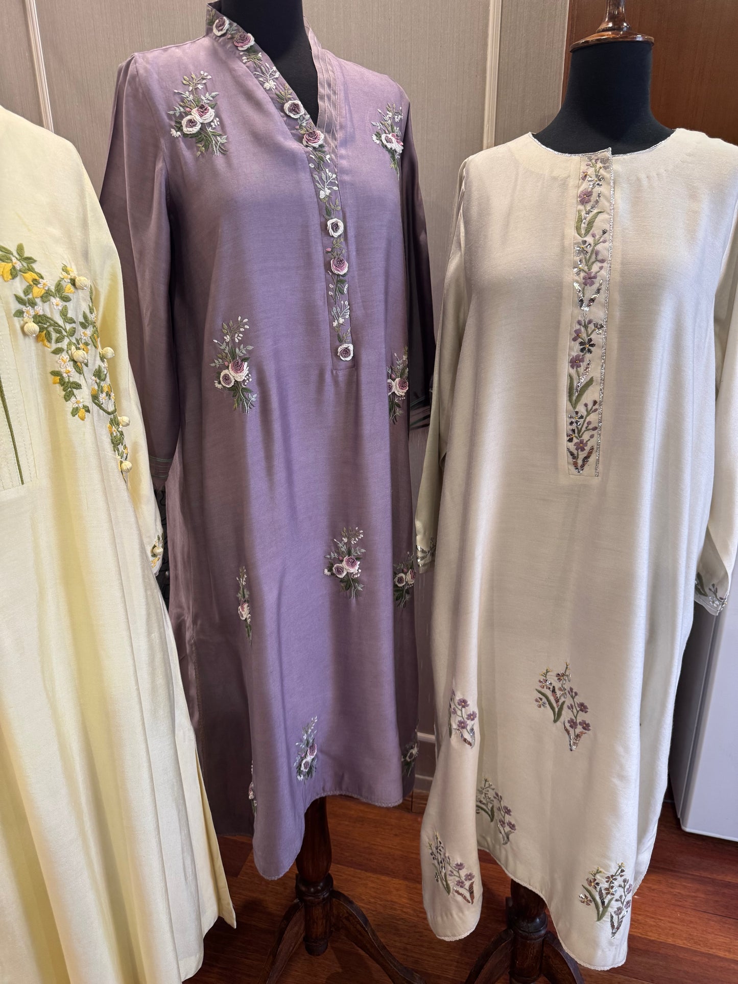 Rosaire Kurta